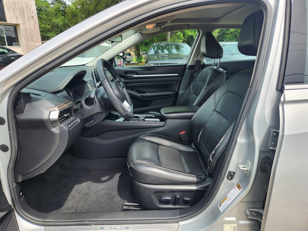 2021 Nissan Altima - $15,995