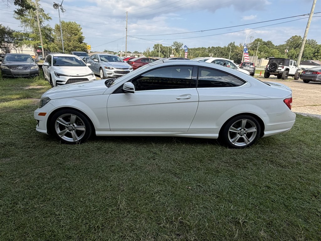 2015 Mercedes-Benz C-Class - $11,899