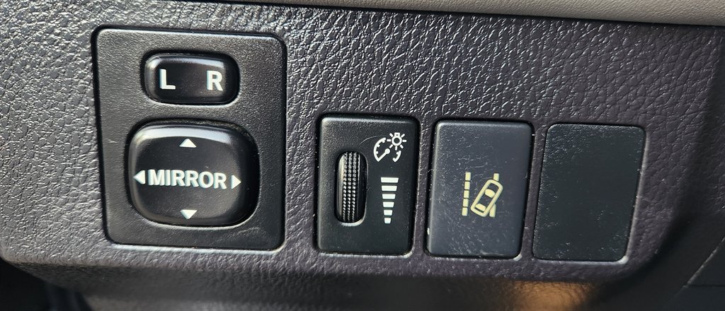 2017 Toyota RAV4 - $14,799