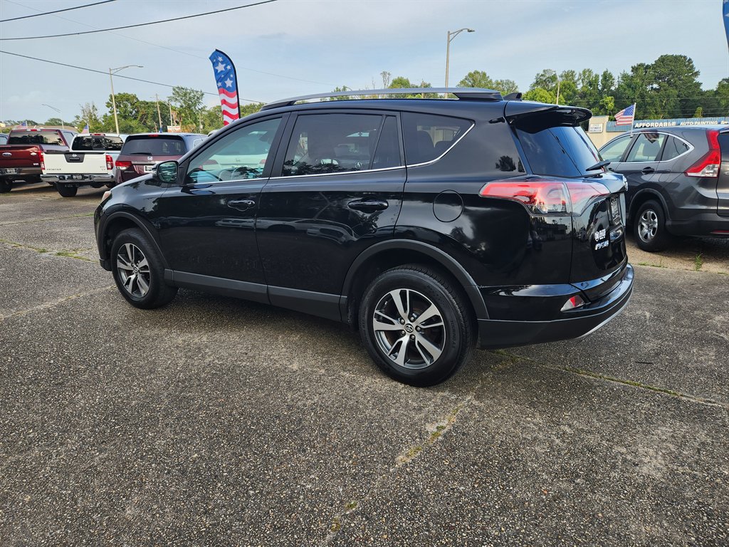 2017 Toyota RAV4 - $14,799