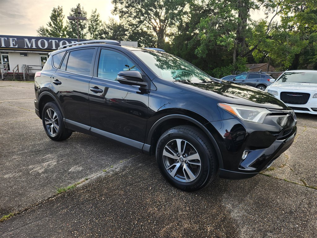 2017 Toyota RAV4 - $14,799