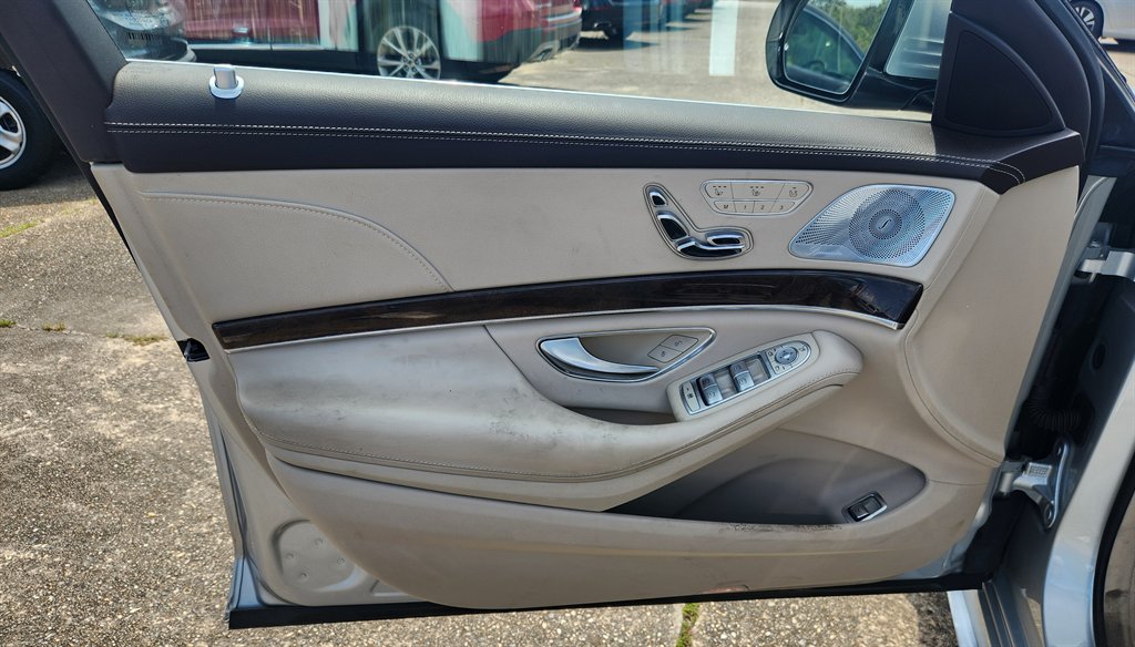 2019 Mercedes-Benz S-class - $35,995