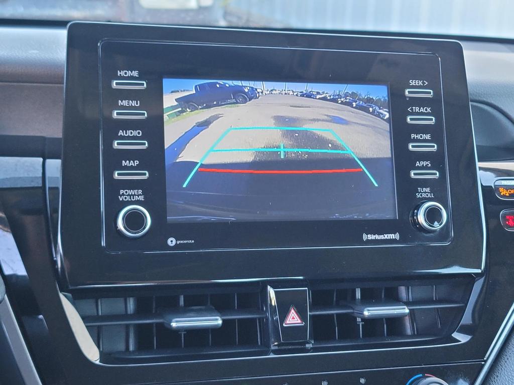2021 Toyota Camry LE photo