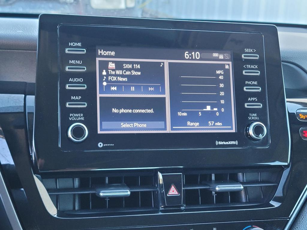 2021 Toyota Camry LE photo