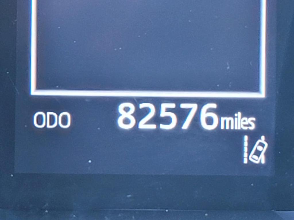 2021 Toyota Camry LE photo
