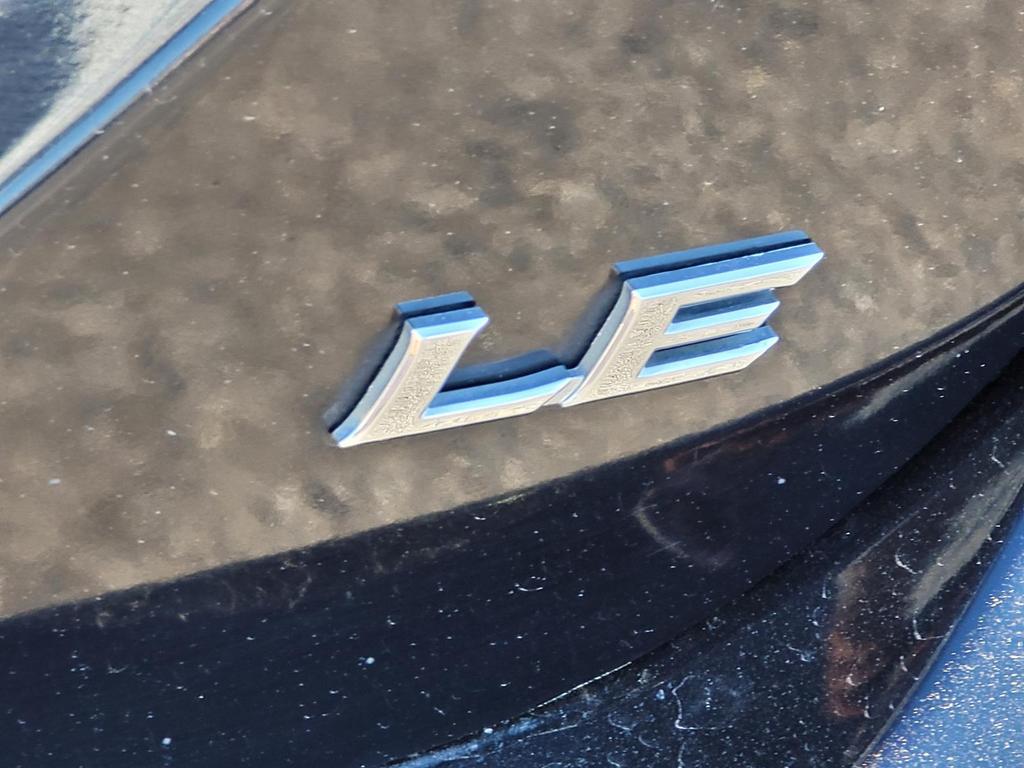 2021 Toyota Camry LE photo