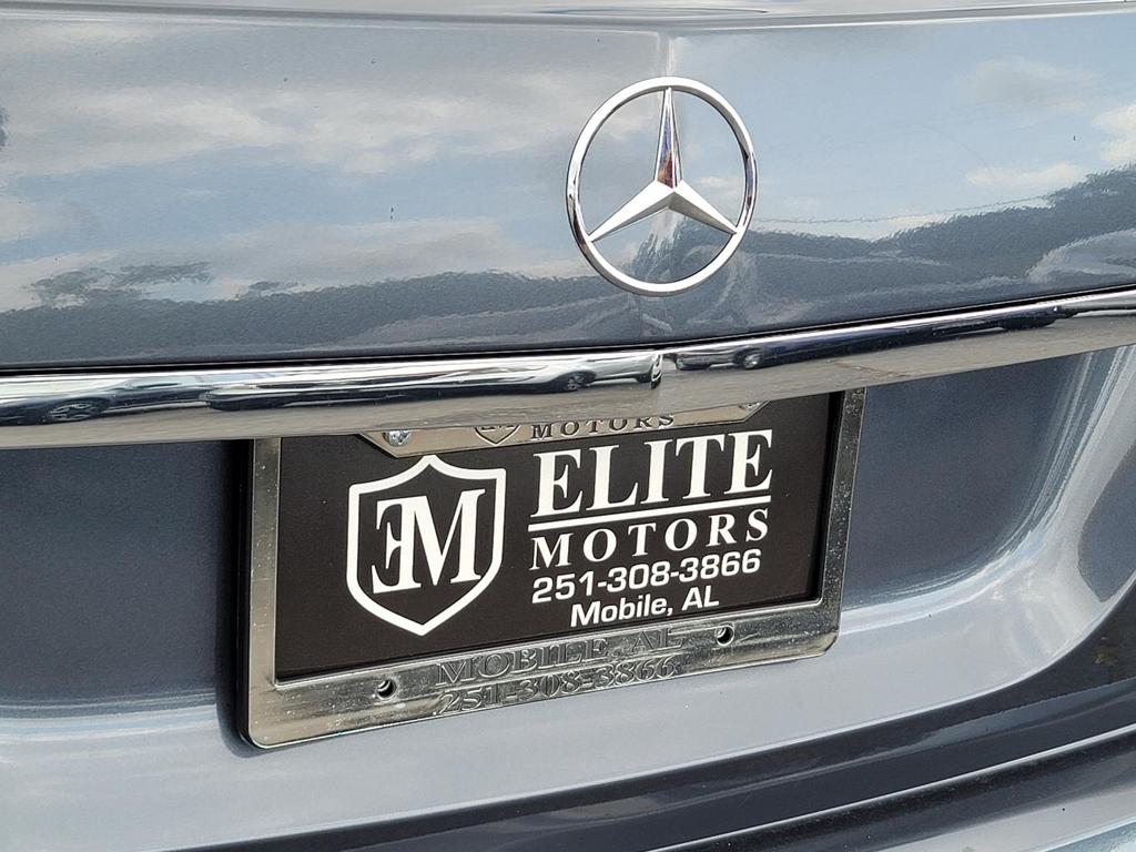 2012 Mercedes-Benz E-Class E350 Luxury photo