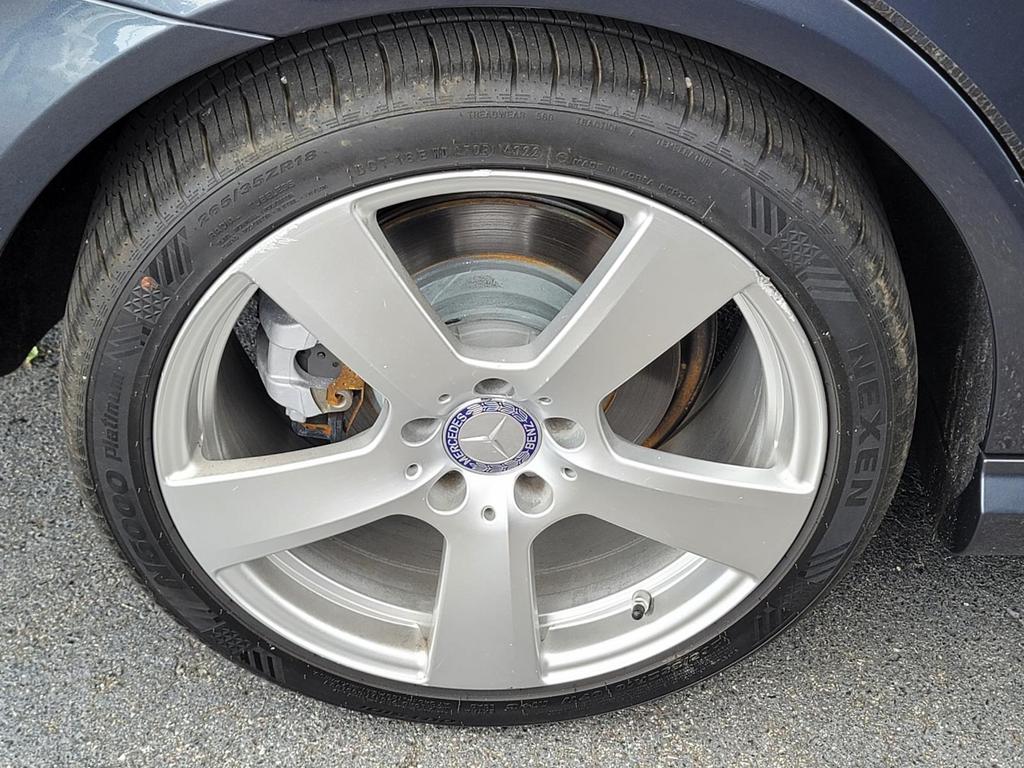 2012 Mercedes-Benz E-Class E350 Luxury photo