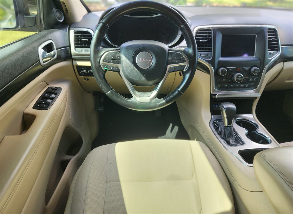 2021 Jeep Cherokee - $17,995