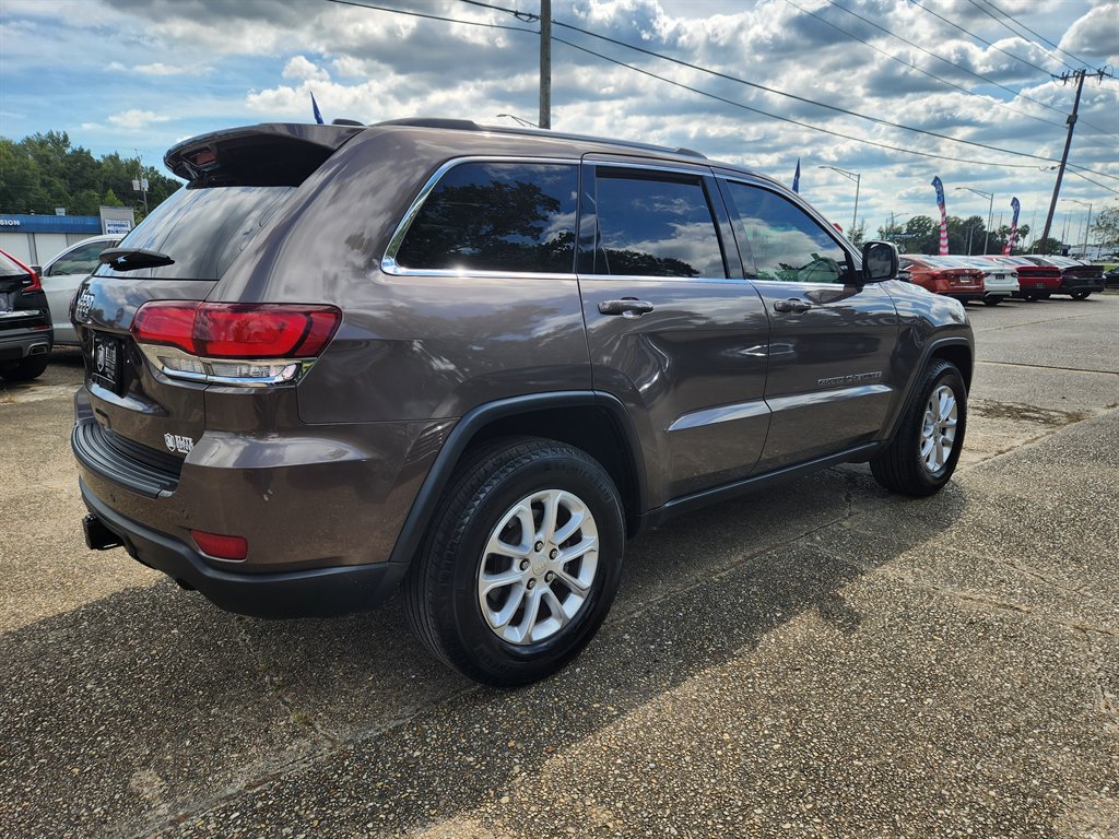 2021 Jeep Cherokee - $17,995