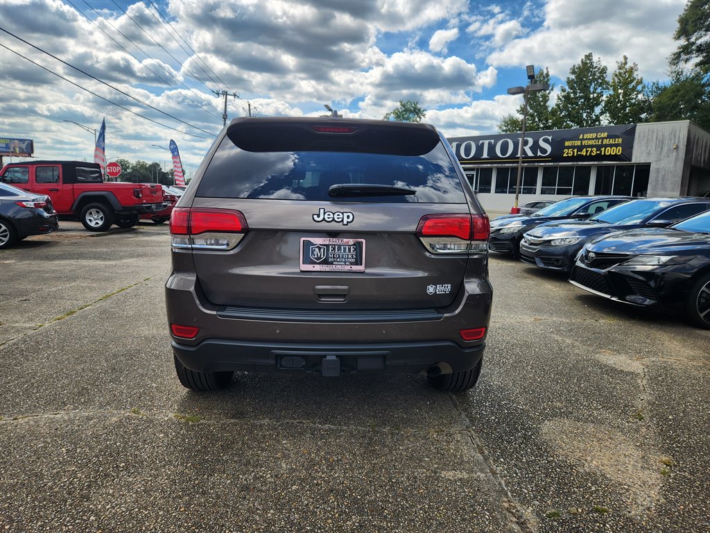 2021 Jeep Cherokee - $17,995