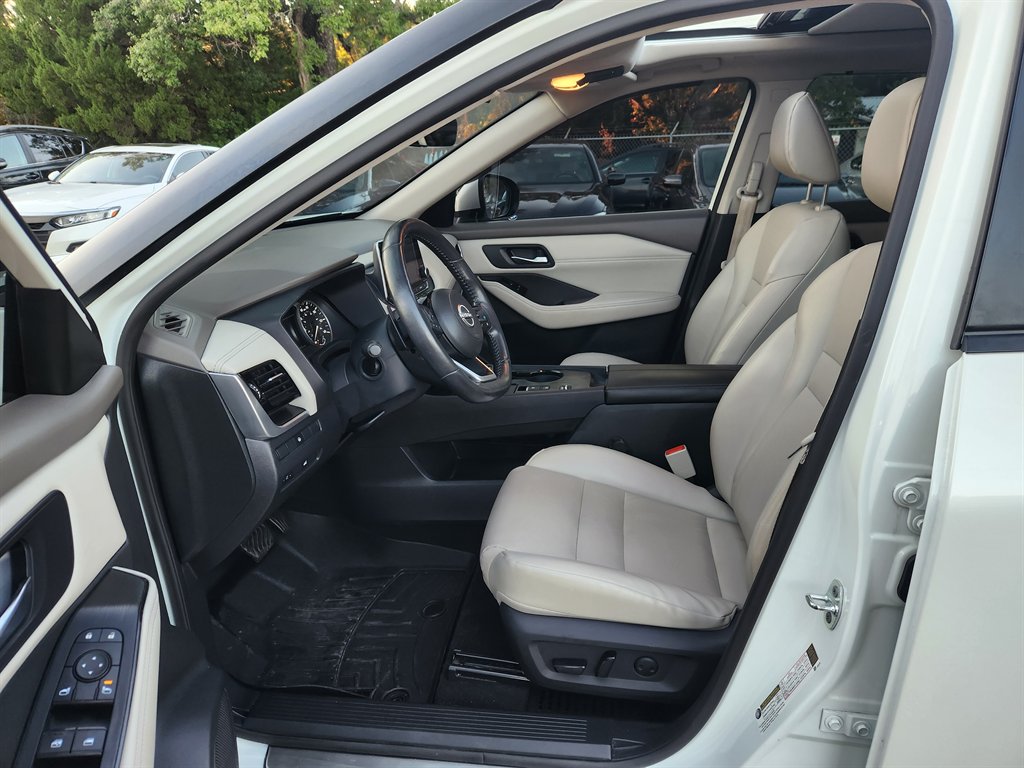 2022 Nissan Rogue - $15,995