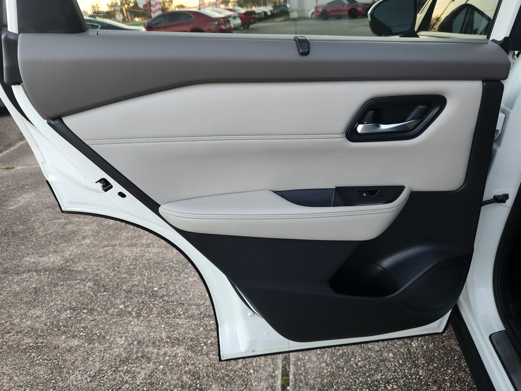 2022 Nissan Rogue - $15,995