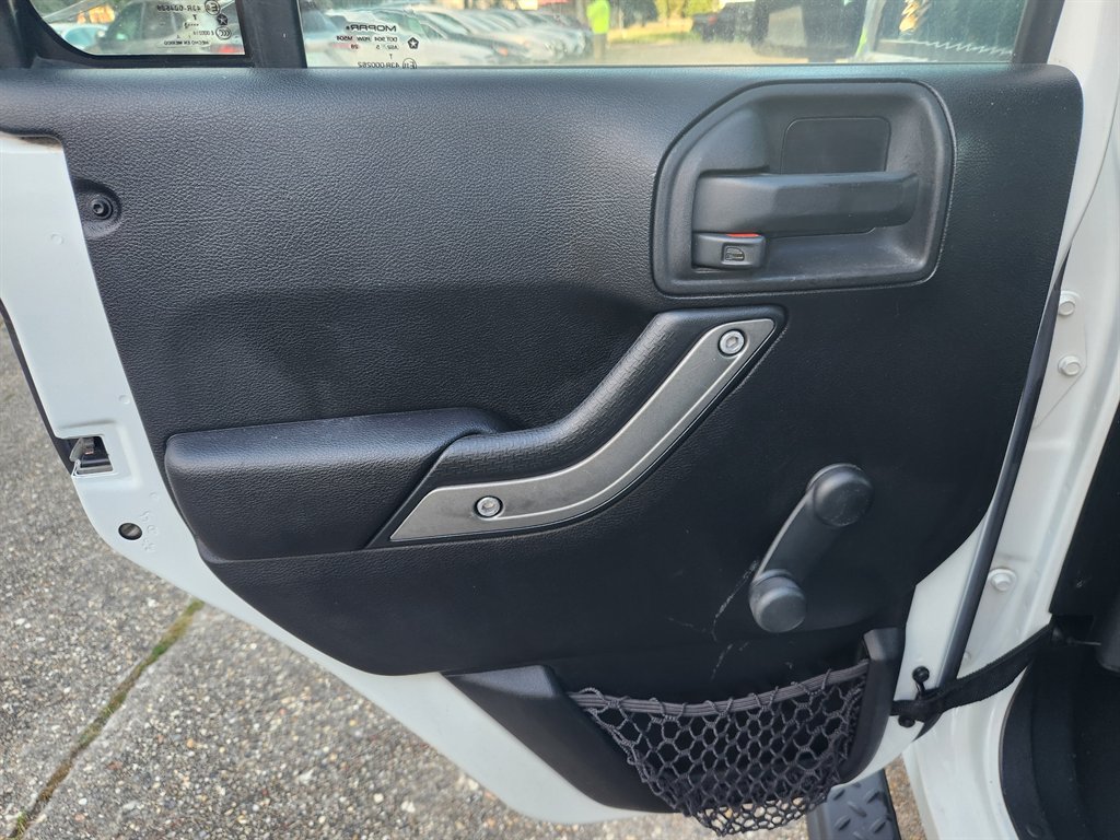 2015 Jeep Wrangler - $15,995