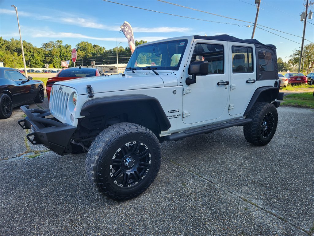 2015 Jeep Wrangler - $15,995