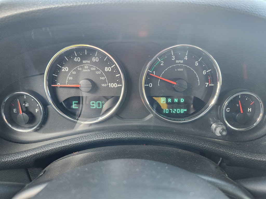 2015 Jeep Wrangler - $15,995