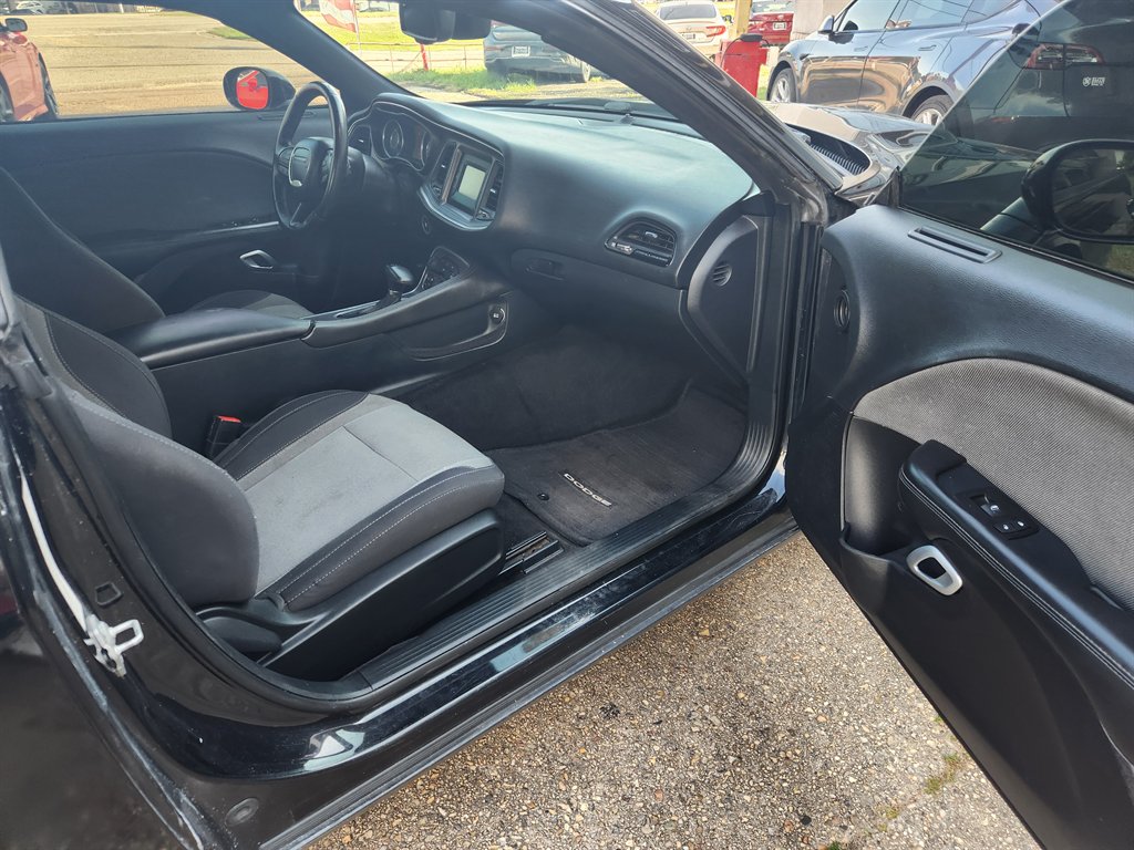 2015 Dodge Challenger - $17,490