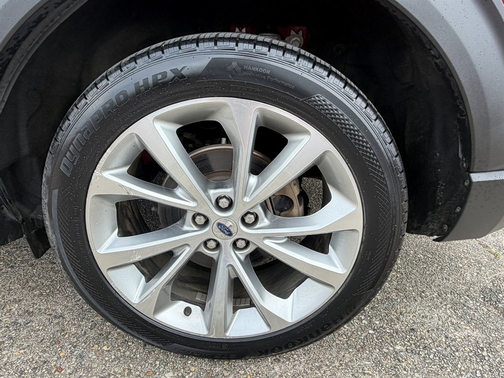 2021 Ford Explorer - $25,995