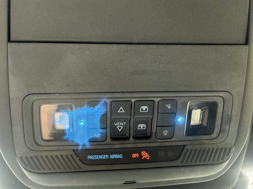 2021 Ford Explorer - $25,995