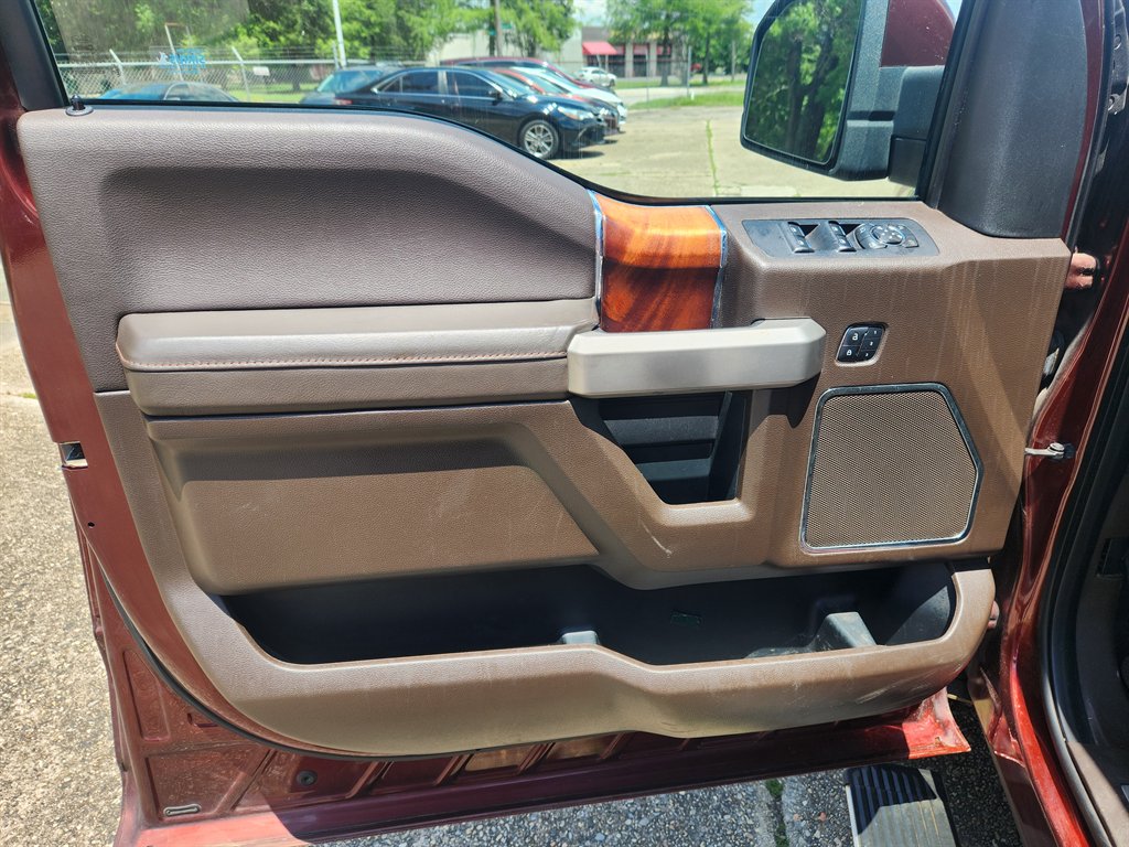 2015 Ford F-150 - $20,995