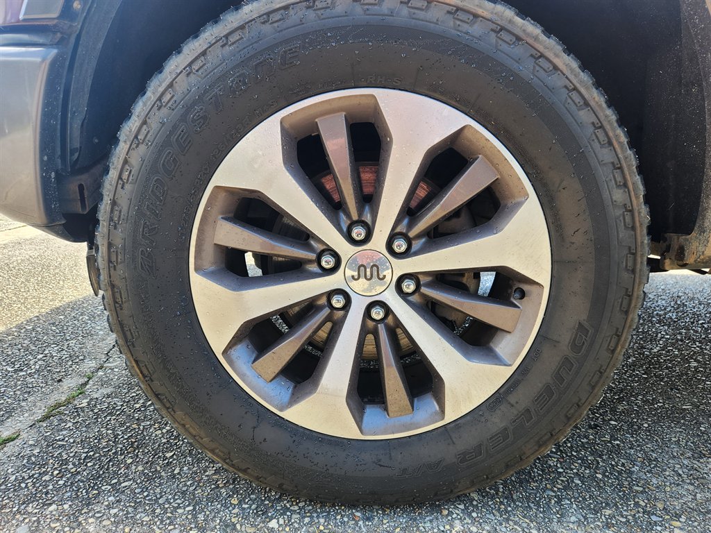 2015 Ford F-150 - $20,995