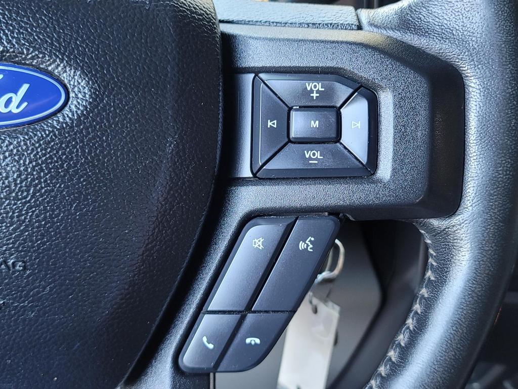 2017 Ford F150 XLT photo