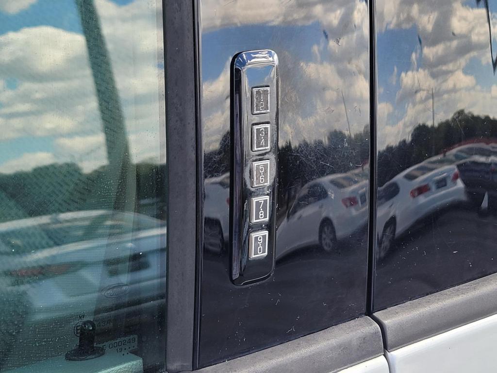 2019 Ford F150 XLT photo