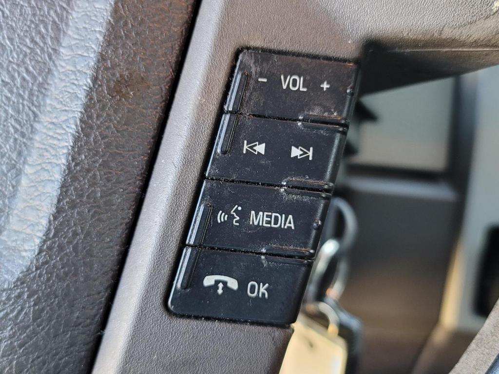 2010 Ford F-150 XLT photo
