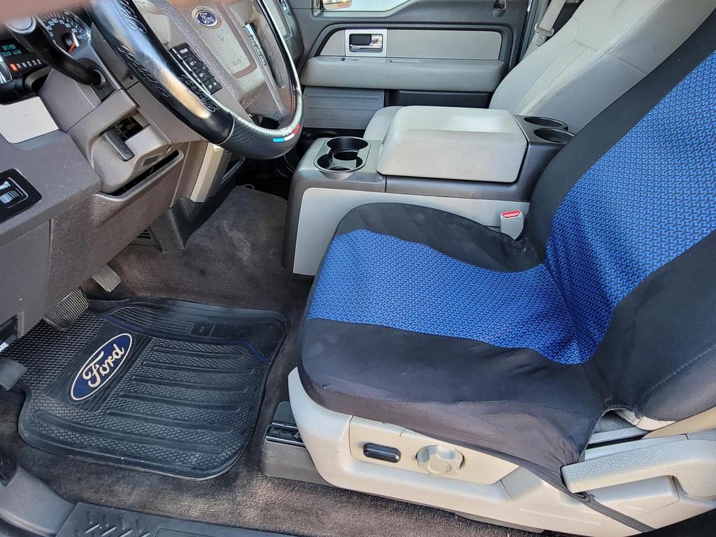 2010 Ford F-150 XLT photo