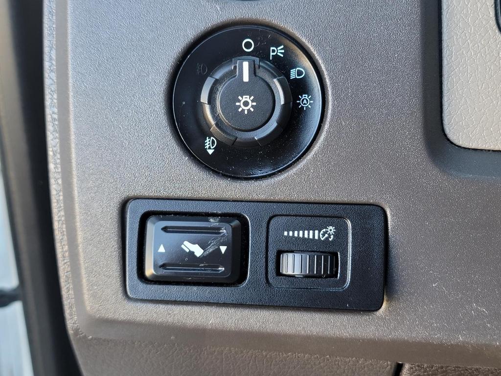 2010 Ford F-150 XLT photo