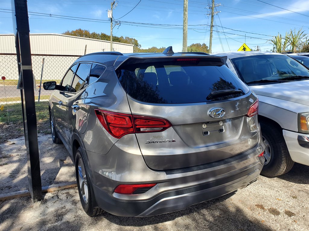 2017 Hyundai Santa Fe Sport - $17,900