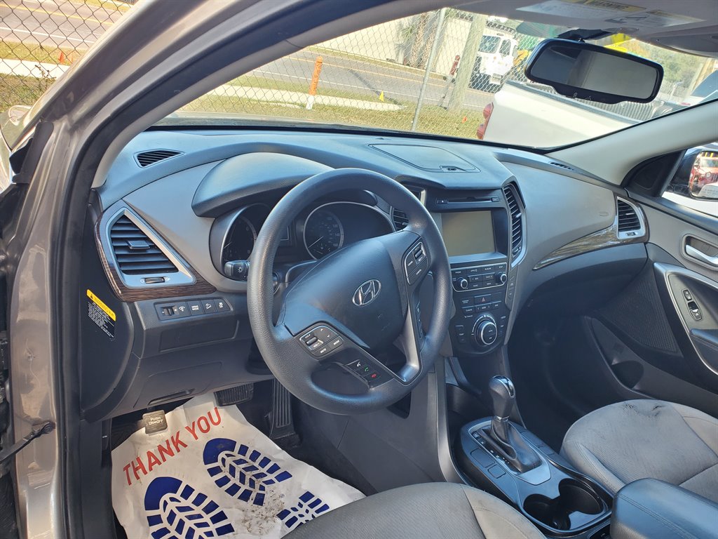 2017 Hyundai Santa Fe Sport - $17,900