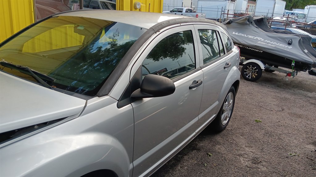 2011 Dodge Caliber Express photo