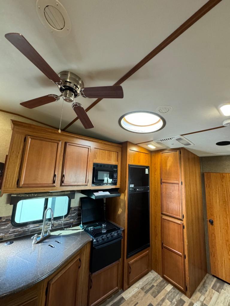 2016 StarCraft Bunkhouse - $16,900