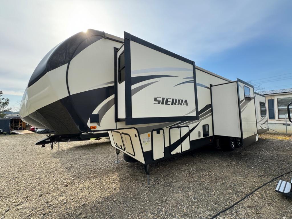 2016 Forest River Sierra Towables - $17,900