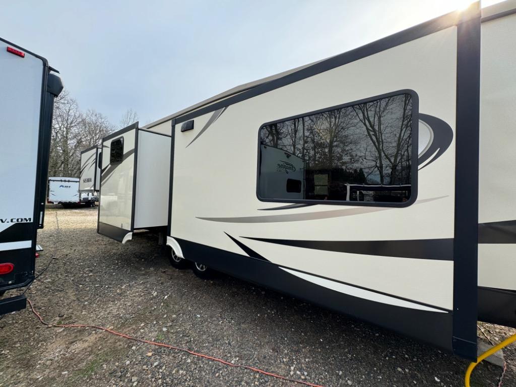 2016 Forest River Sierra Towables - $17,900