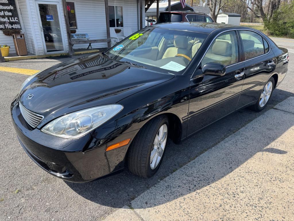 2005 Lexus ES 330 photo