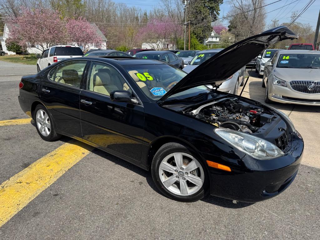 2005 Lexus ES 330 photo