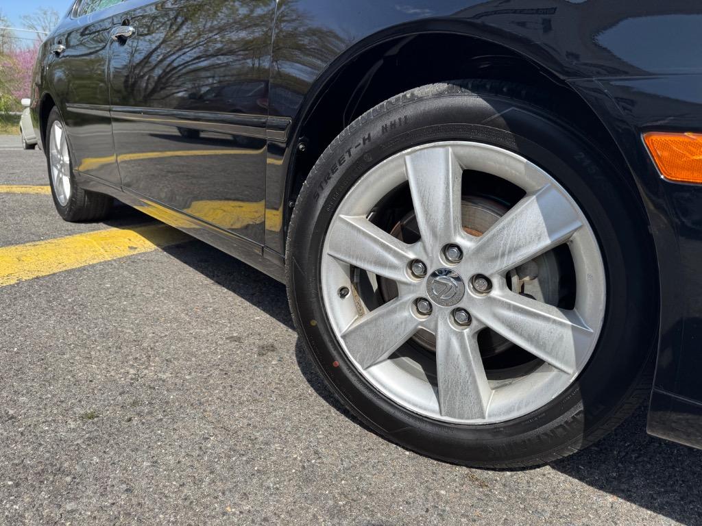 2005 Lexus ES 330 photo