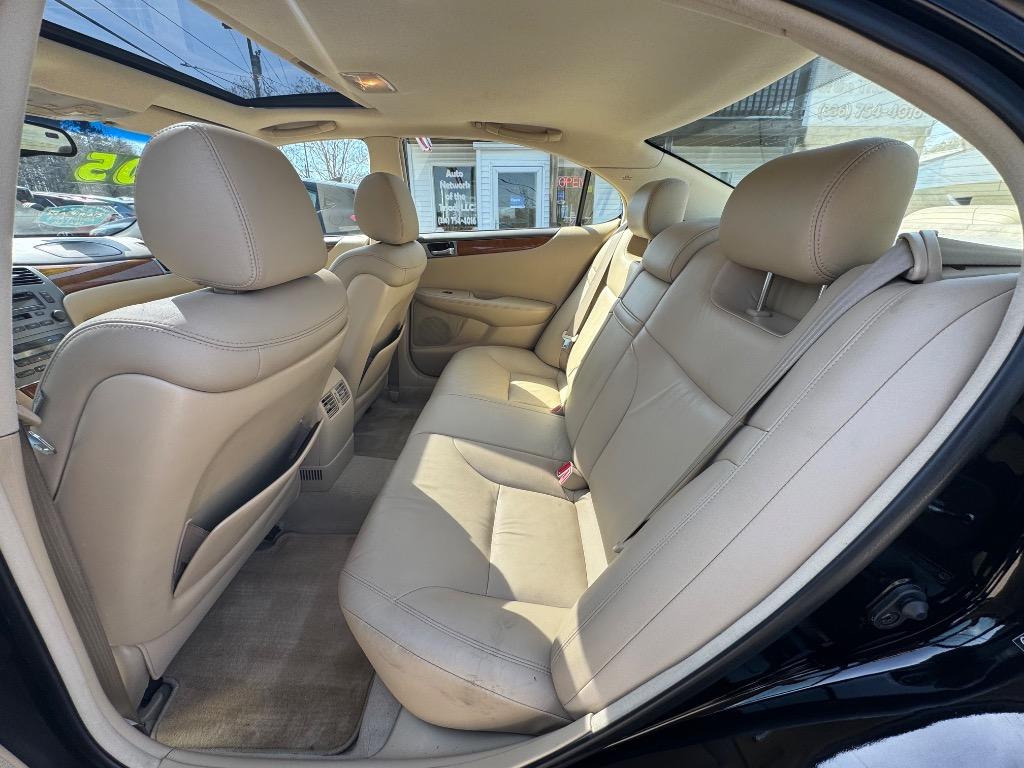 2005 Lexus ES 330 photo