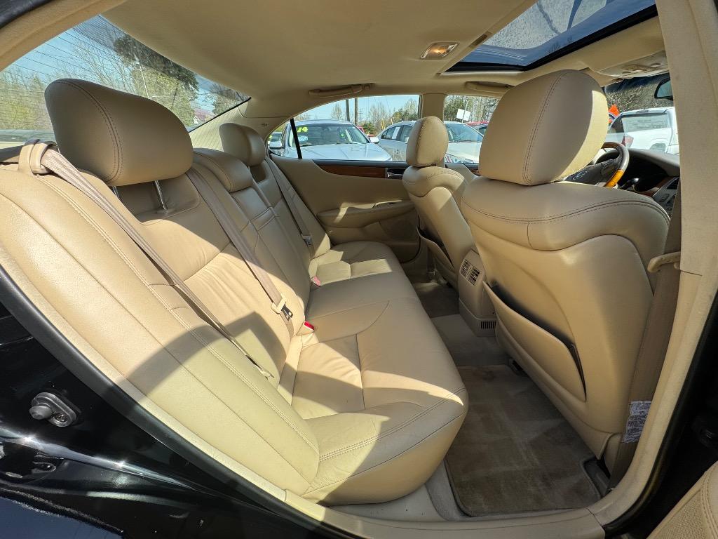 2005 Lexus ES 330 photo