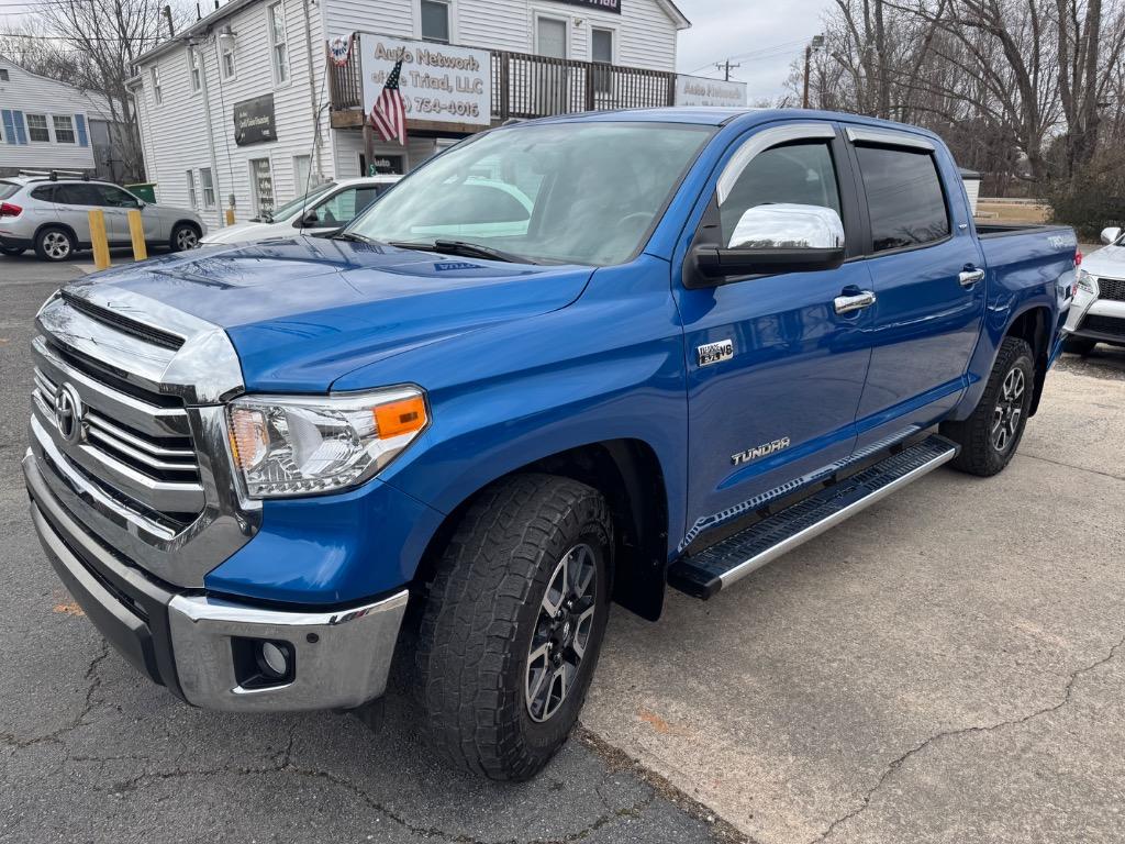 2016 Toyota Tundra SR5 photo