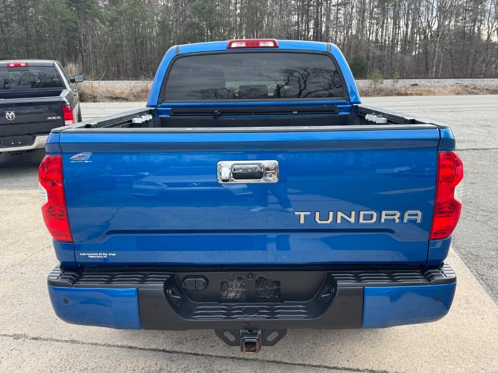 2016 Toyota Tundra SR5 photo