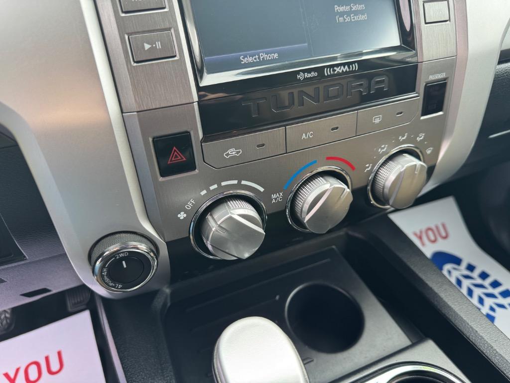 2016 Toyota Tundra SR5 photo