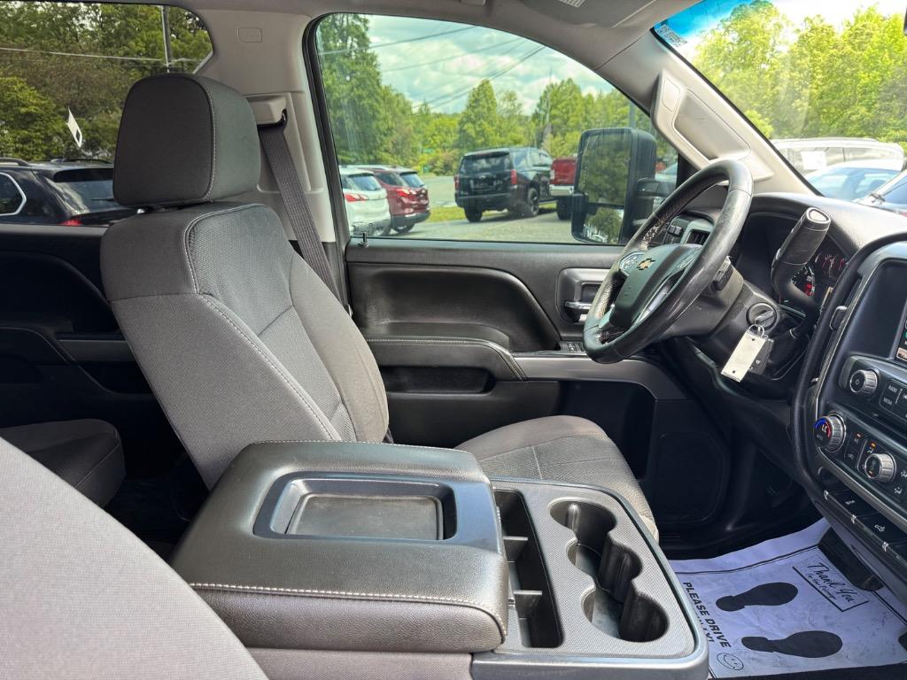 2016 Chevrolet Silverado 2500 LT photo