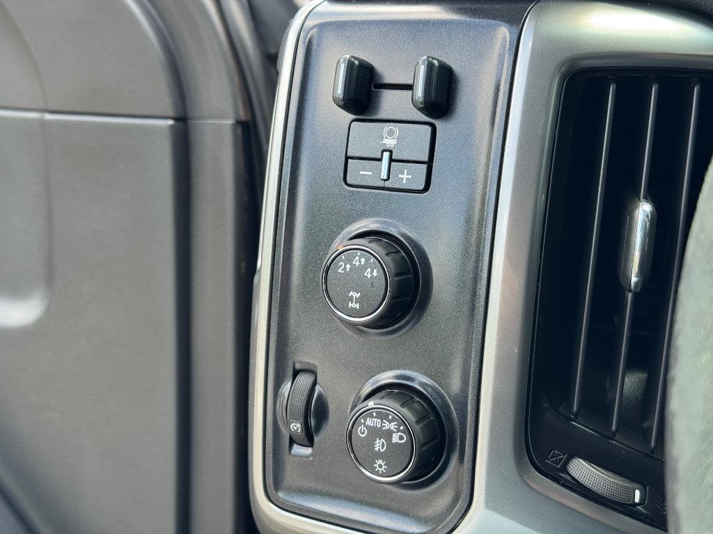 2016 Chevrolet Silverado 2500 LT photo