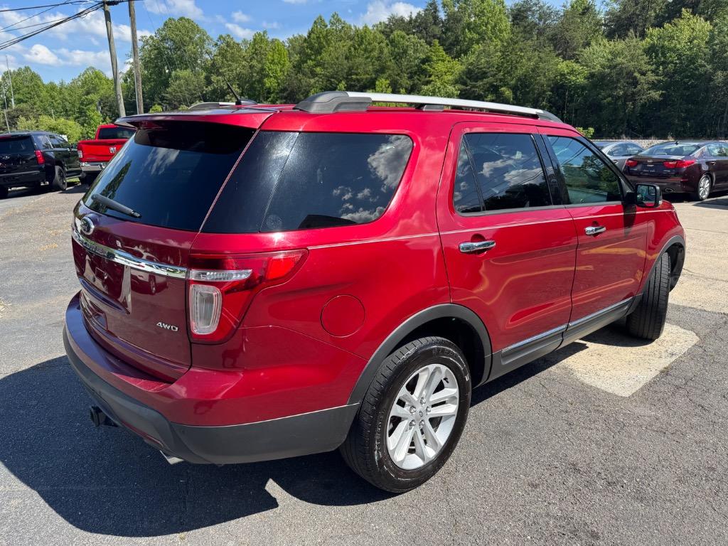 2013 Ford Explorer XLT photo
