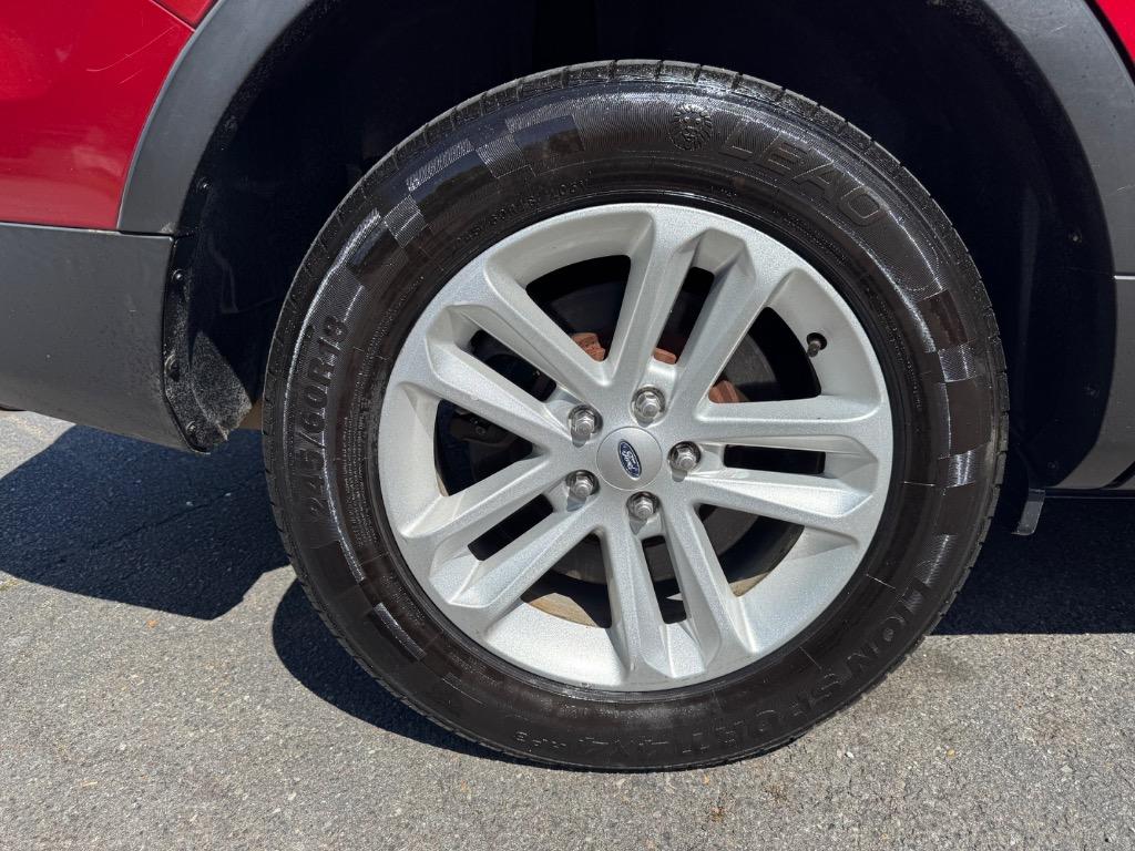 2013 Ford Explorer XLT photo
