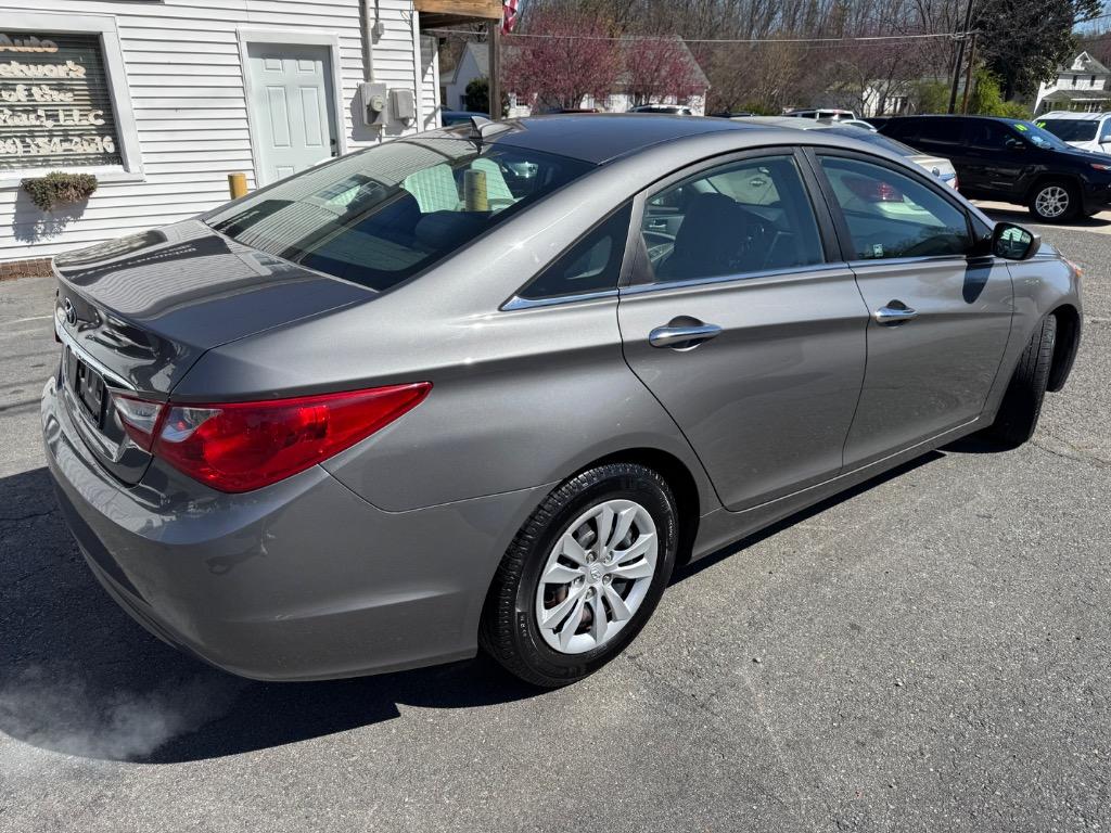 2012 Hyundai Sonata GLS photo