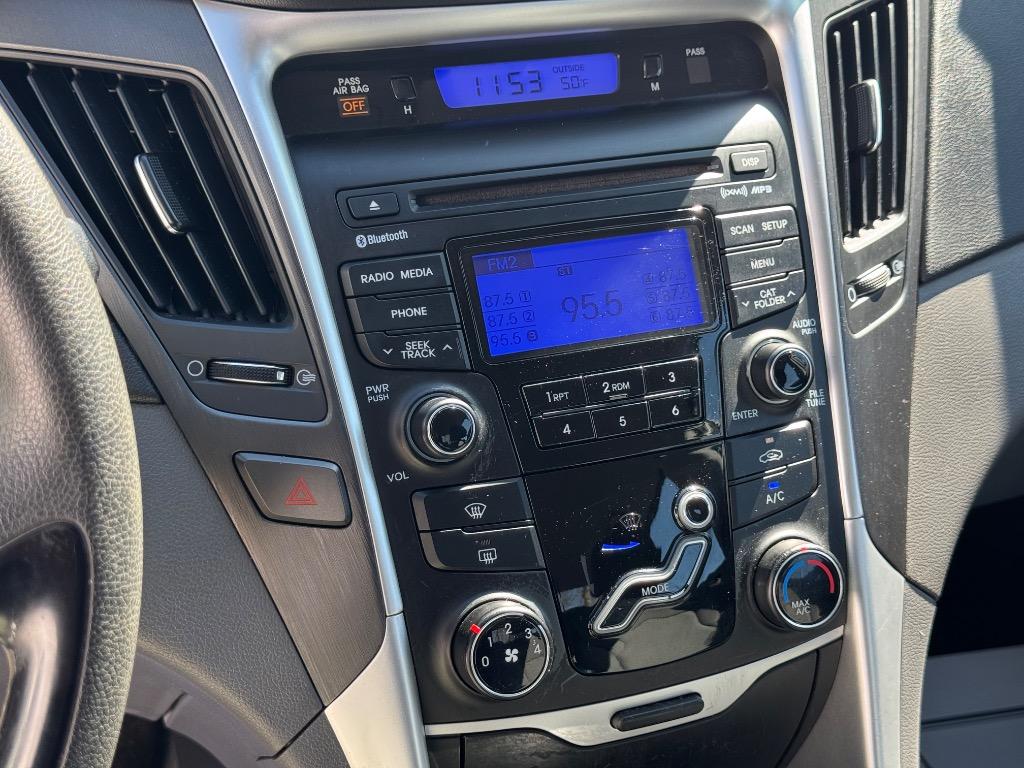 2012 Hyundai Sonata GLS photo